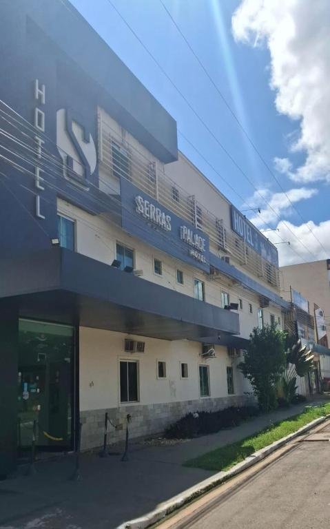 Serra's Palace Hotel - R. Rio Azul, 95 - Beira Rio, Parauapebas - PA, 68515-000, Brazil